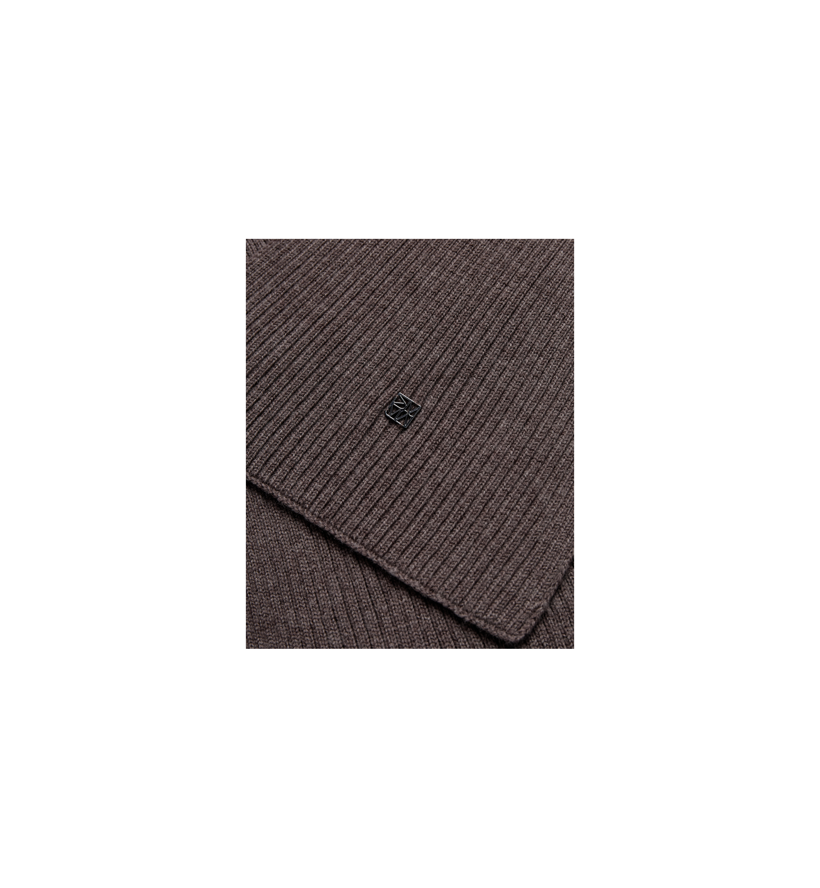 Packshot / Subterranean / Detail